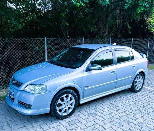 CHEVROLET ASTRA 2.0 MPFI ADVANTAGE 8V FLEX 4P MANUAL